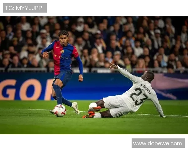 聚焦世界足球中场新星 他们如何引领比赛节奏并改写历史